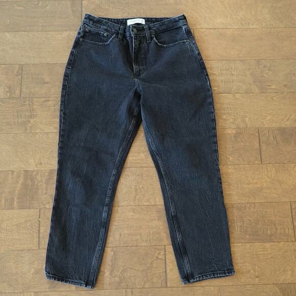 Abercrombie‎ & Fitch The Mom High Rise Black Jeans Size 29/8S - Picture 1 of 5